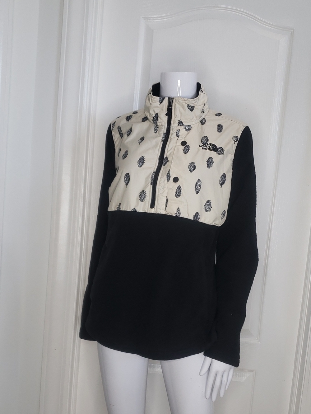 The North Face Black & White Pinecone Print Fleece Size Large